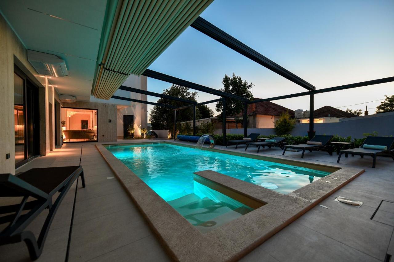 Crowonder Apartments & Rooms Oaza With Heated Swimming Pool And Sauna Turanj Exterior foto
